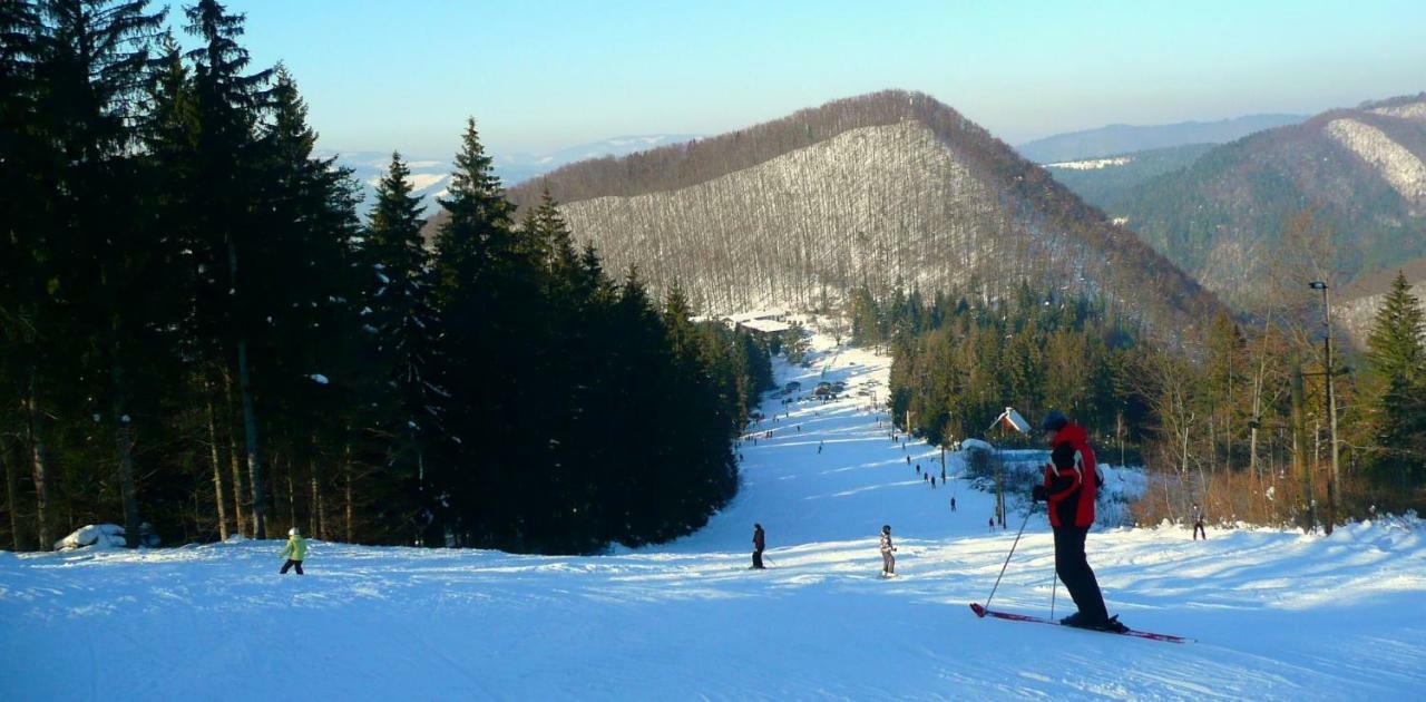 Chalet Veľké Ostré Radola Esterno foto